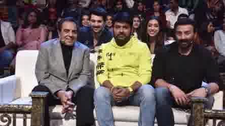 3 Generations Of Deol Family at The Kapil Sharma Show